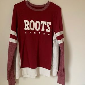 ROOTS Canada crewneck size large
